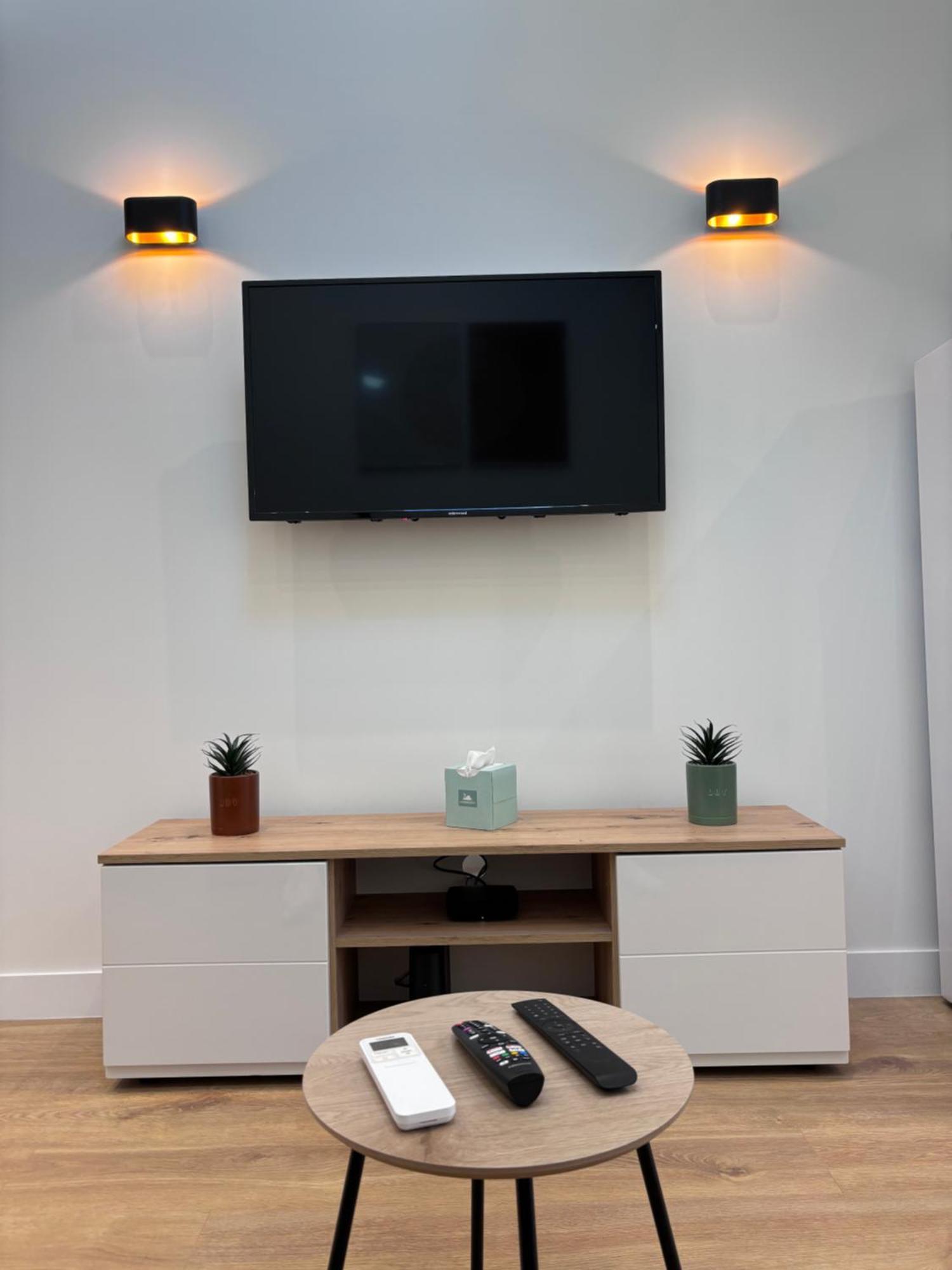 Charmant Appartement Au Coeur De Villeneuve Loubet Esterno foto